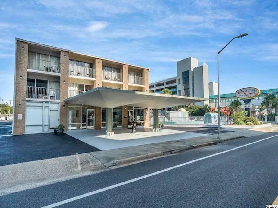 Pool Front & Across From Beach شاطئ ميرتل المظهر الخارجي الصورة